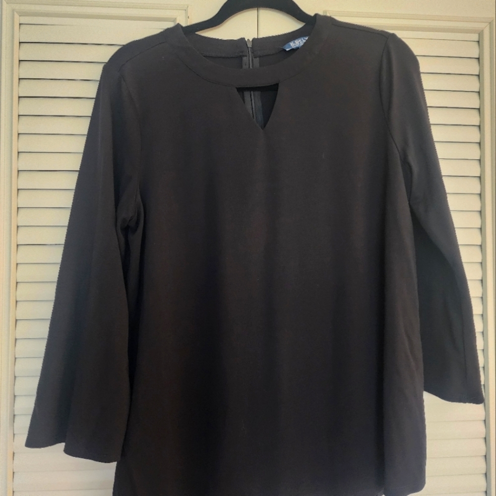 Kelly by Clinton Kelly Knit Top with Cutout Neck Detail - Black Small